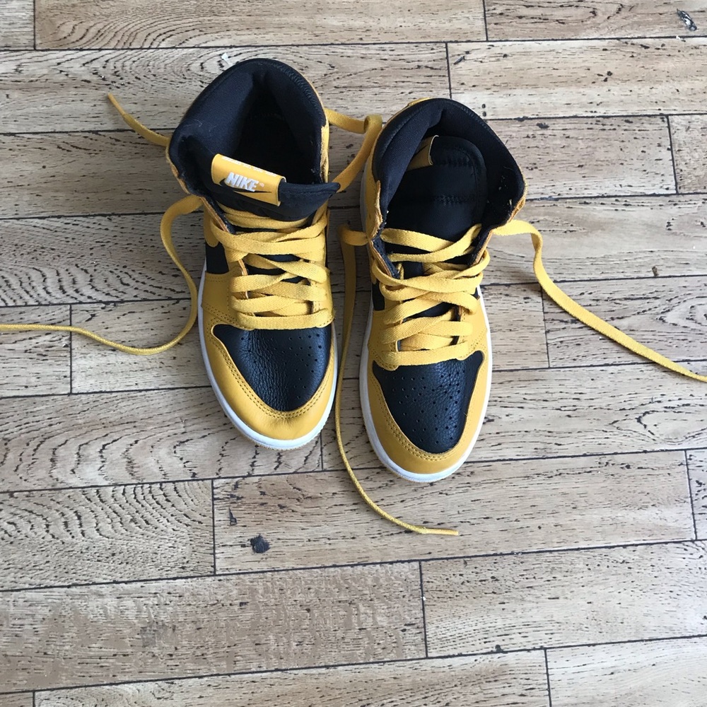 Nike Black and Yellow High-Top Sneakers